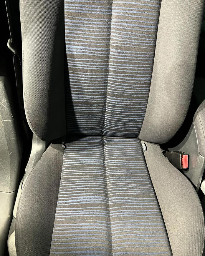 ČIŠTĚNÍ PŘEDNÍHO SEDADLA PO