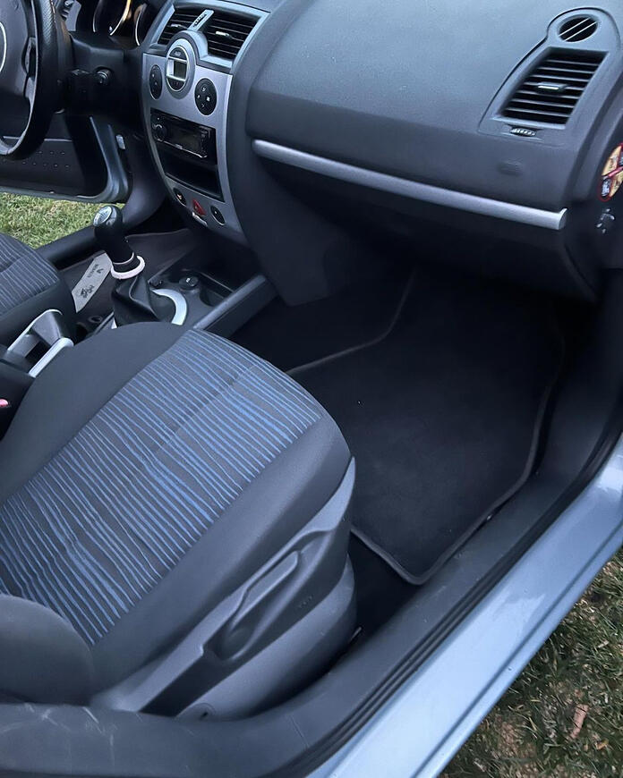 ČIŠTĚNÍ INTERIERU PO