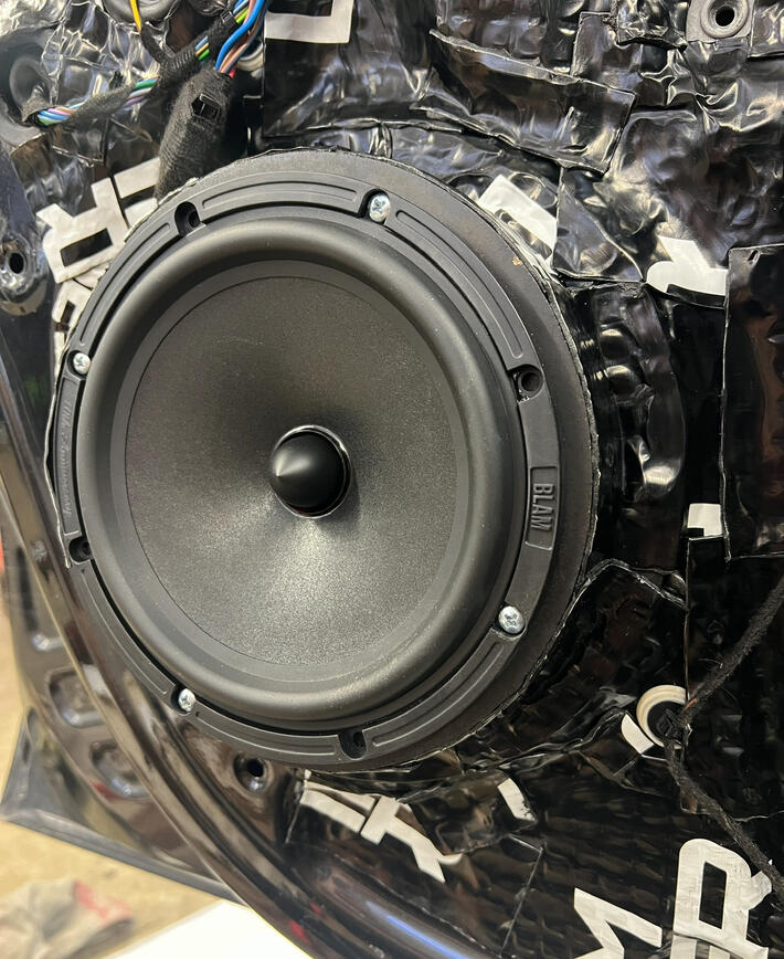 Blam SR 165 X Stredobasovy reproduktor
